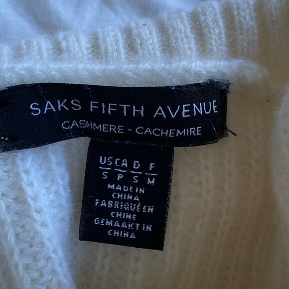 Saks Fifth Ave mock neck Cashmere Sweater - Picture 2 of 12